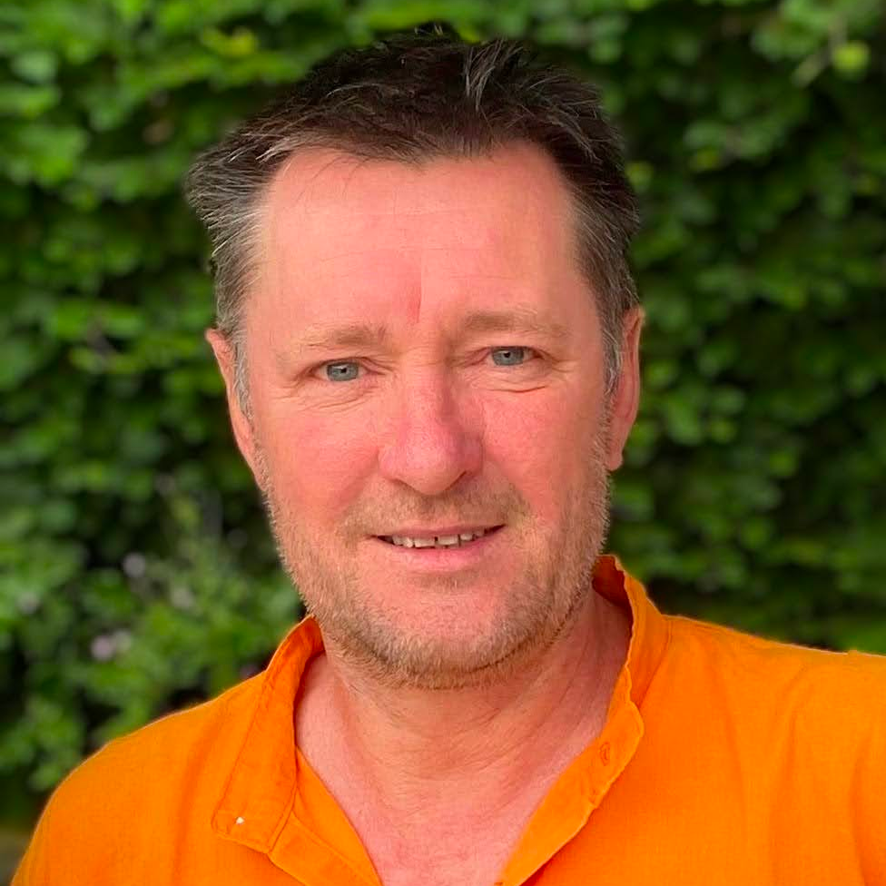 Benoît  - Technico-commercial produits et services - B 2 B