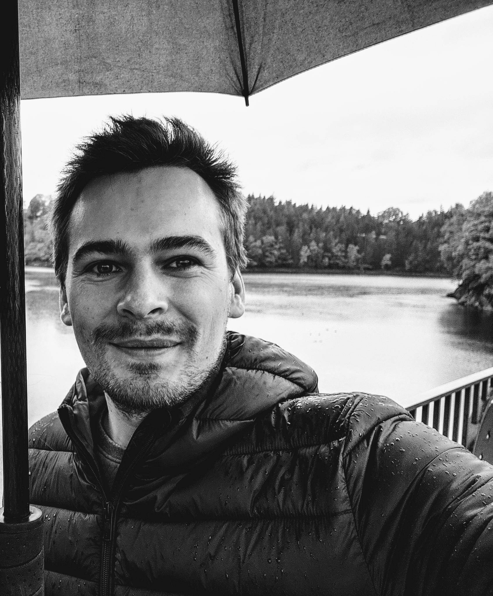 Laurent Brisbois - 💻 Dev Python | Django | Vue | React