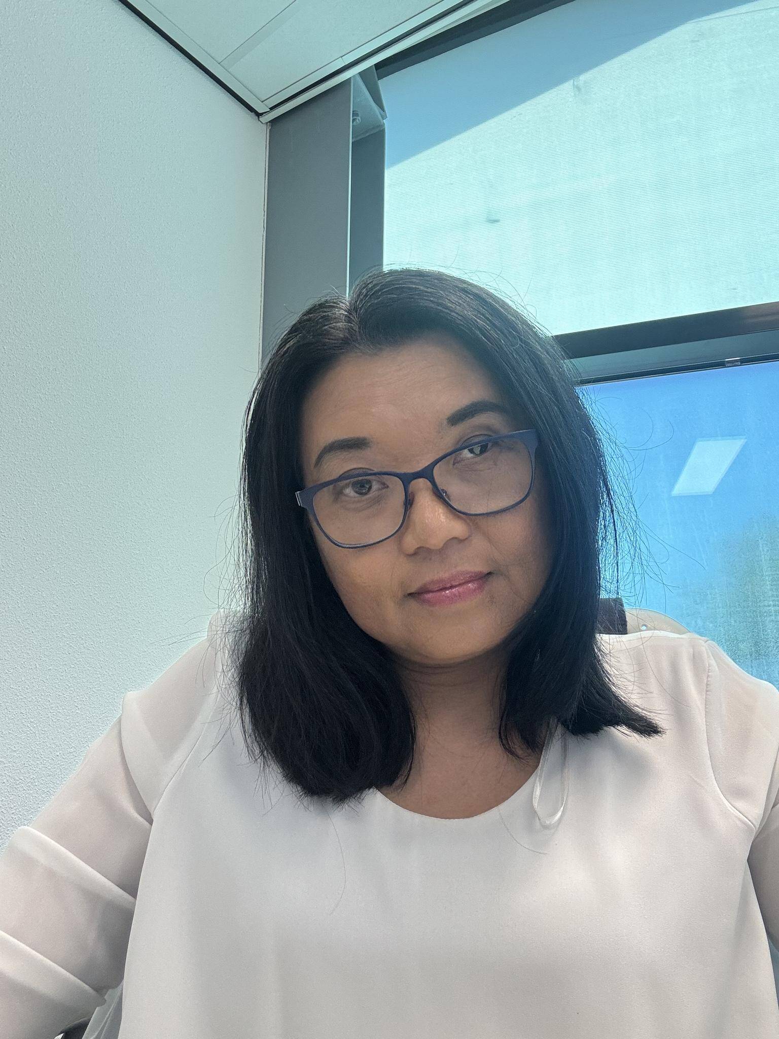 Nadia F. - FINANCIAL CONTROLLER | MANAGEMENT REPORTING 