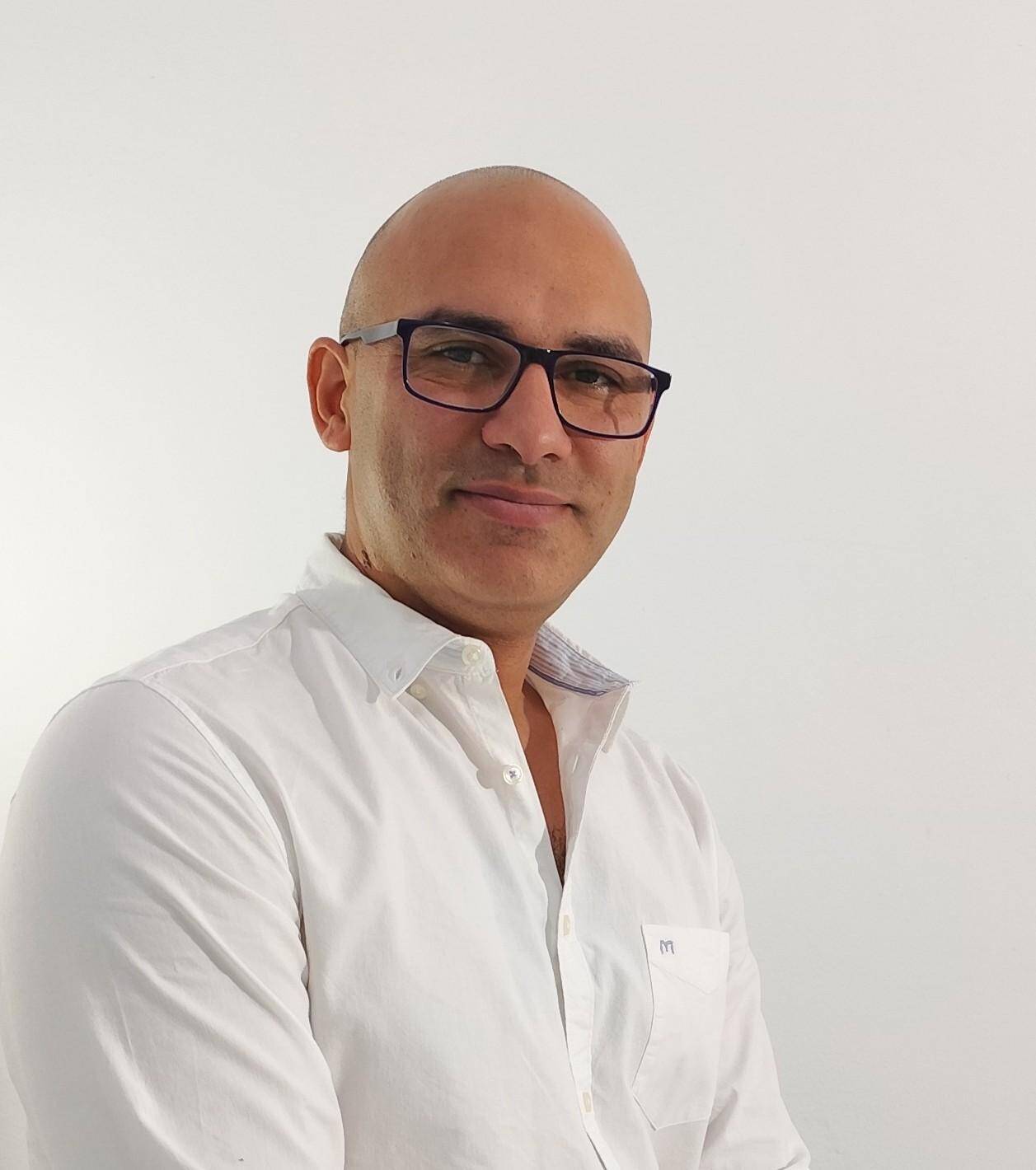 Guillermo Kabbabe Román