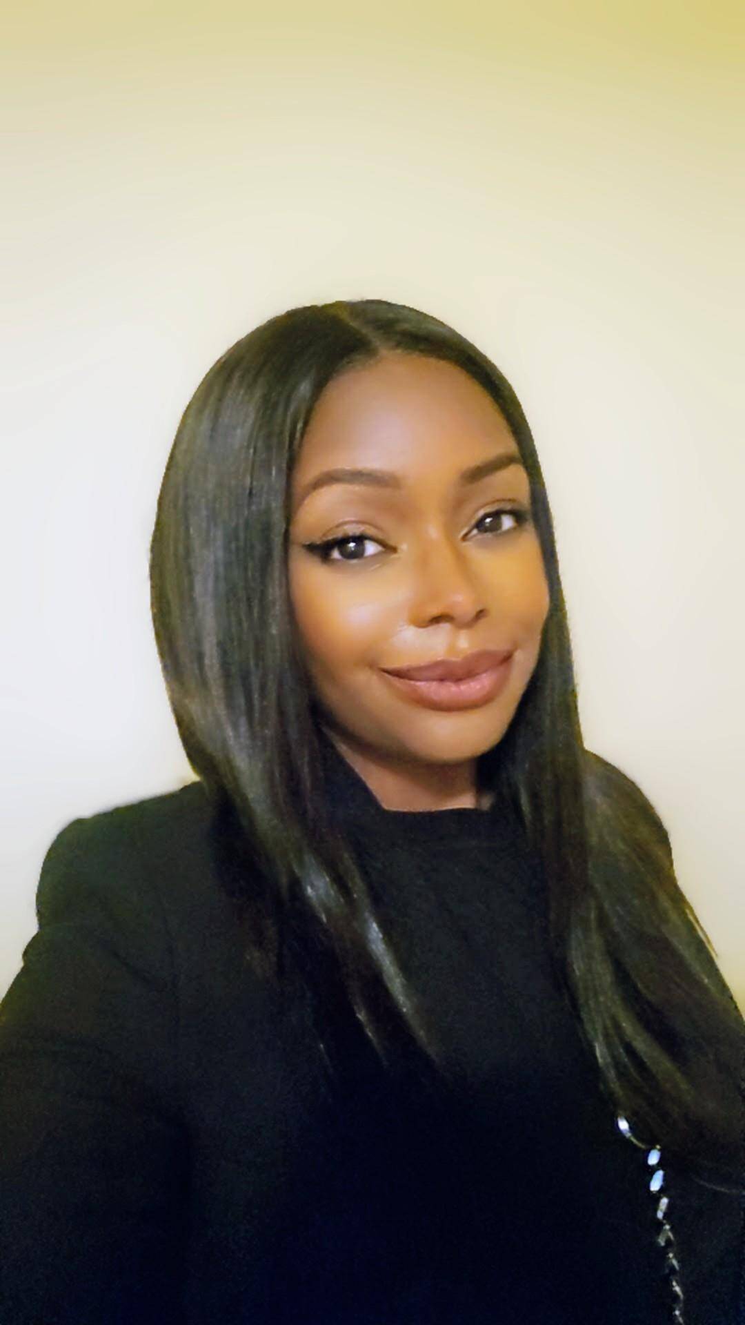Awa Sakho - DIRECTRICE DE PRODUCTION- INDEPENDANTE