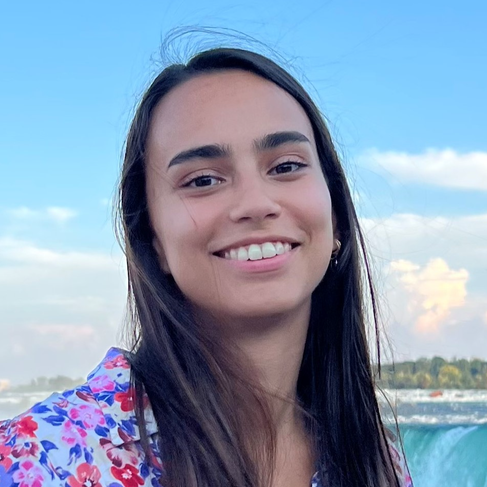 Taïna  - Content Creator | Petfluencer | UGC | Insta