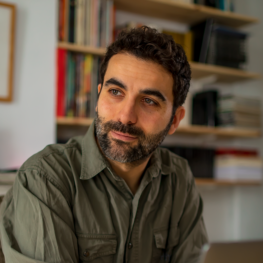 Javier Alba De Alba - Filmmaker & Streaming & Dessign