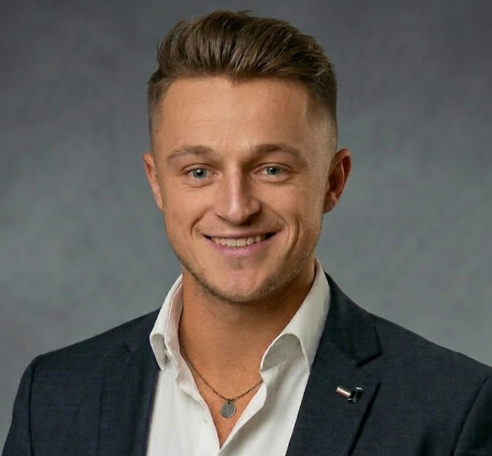 Alexandre  - Gestionnaire de projets | Transport et Logistique