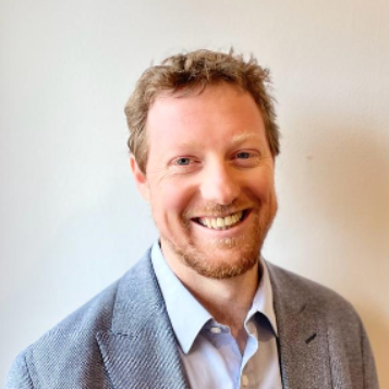 Damien  - DG - Operating Partner - Trainer - Coach