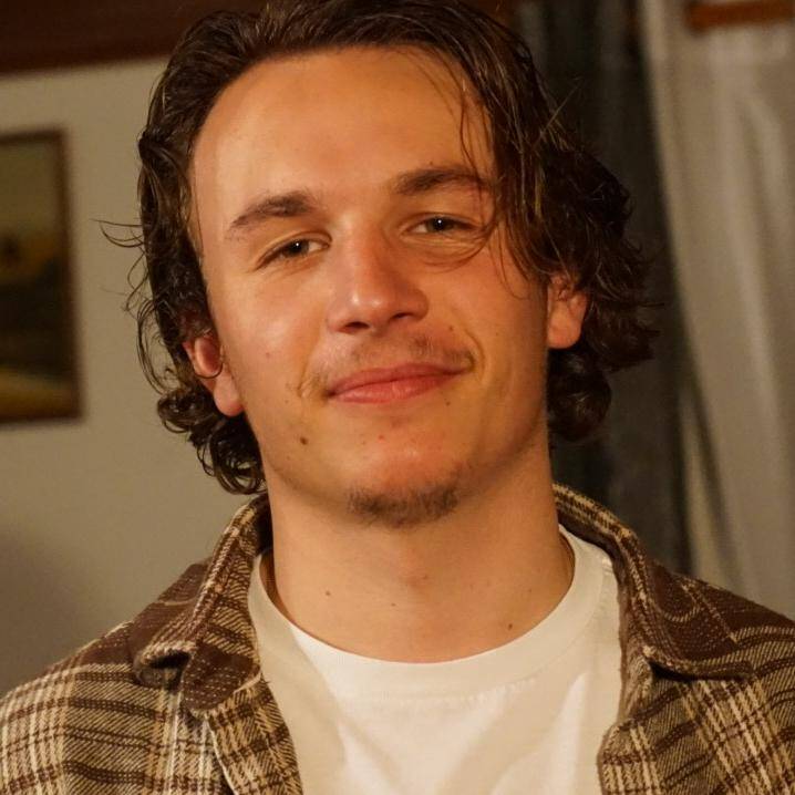 Valentin  - Consultant indépendant & Formateur en relation cli