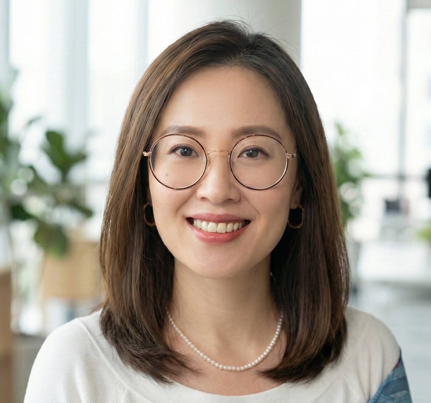 Angelique Z - Consultant