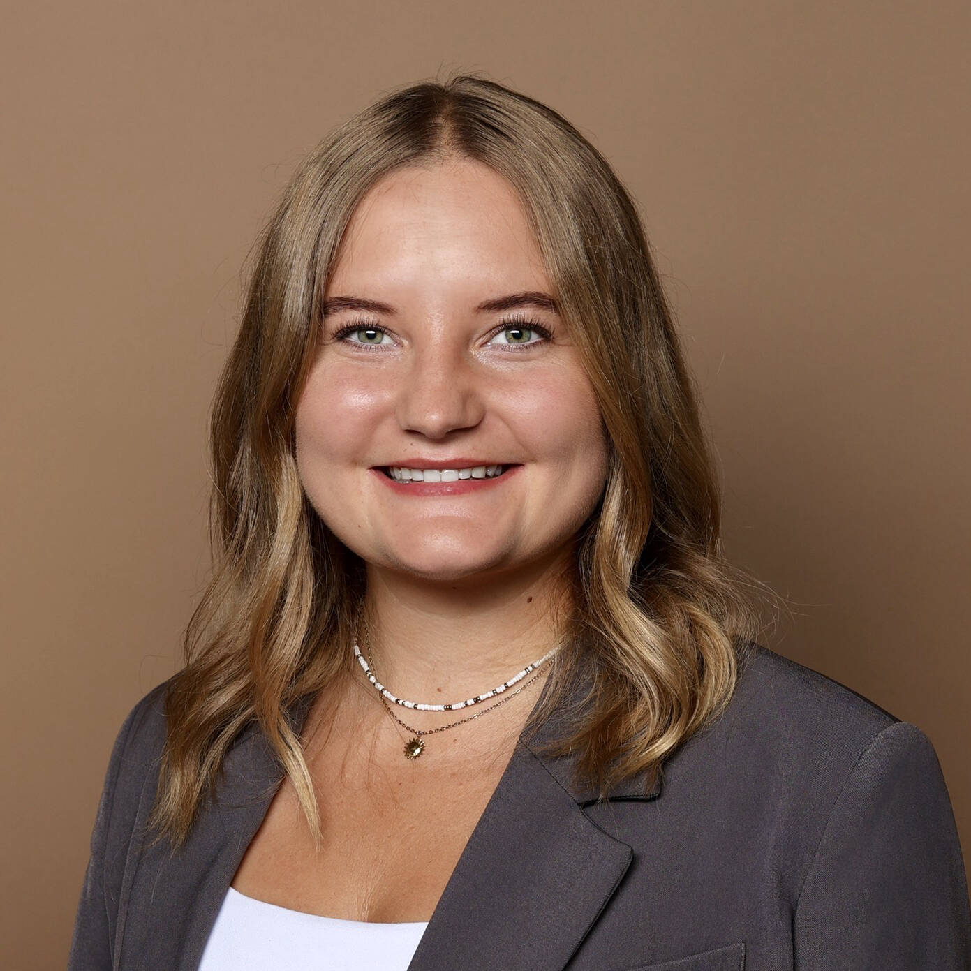 Jana Lunken - Business Support, Organisation, HR & Kommunikation