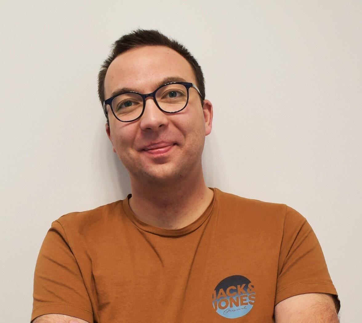 Eliott Charbonneau - Informatique & Odoo à la carte, pour les PME/Asso