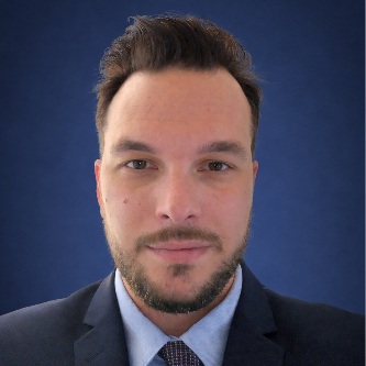Romain  - HR Consultant – Compensation & Management of the Management System
