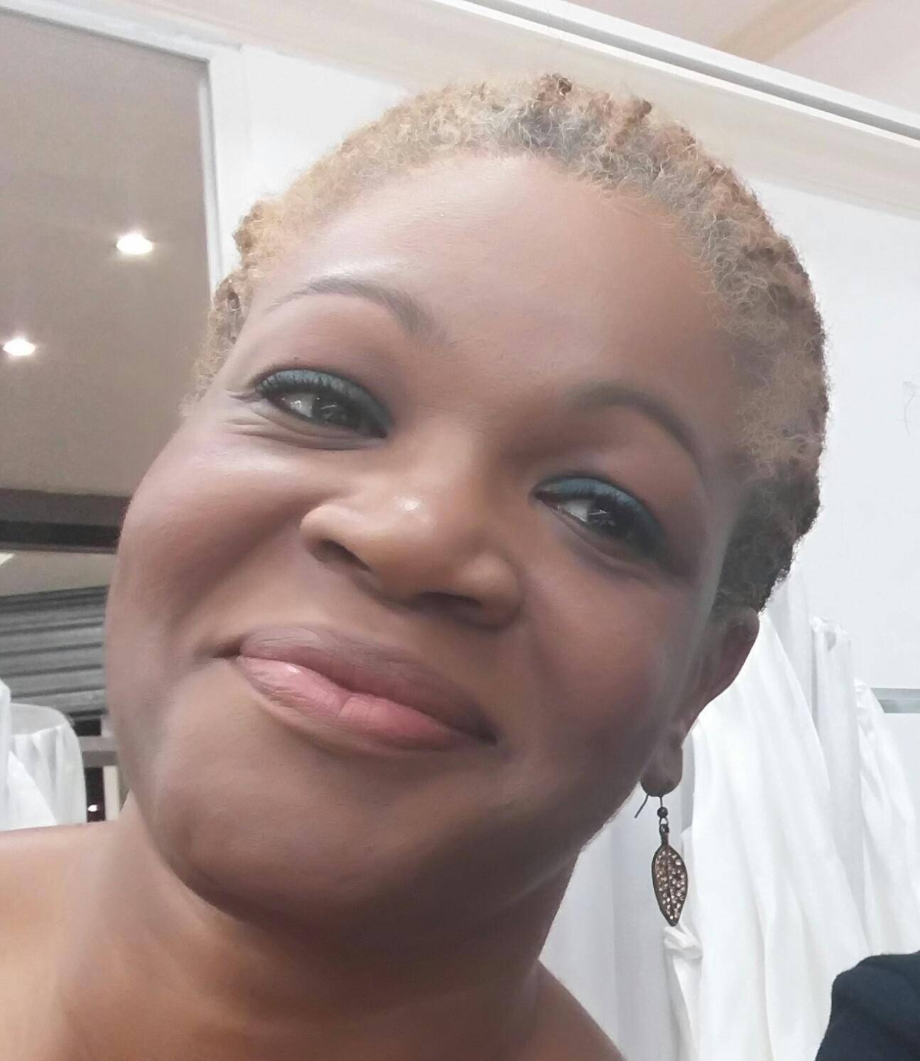 Adeline Bondjali Ekutsu - Microsoft 365 Product Specialist