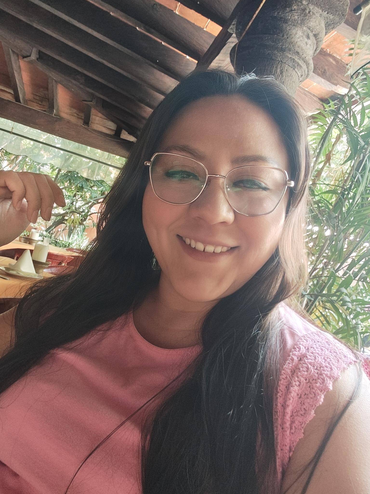Ana Lopez - Consultora en Análisis de Información, Estadística