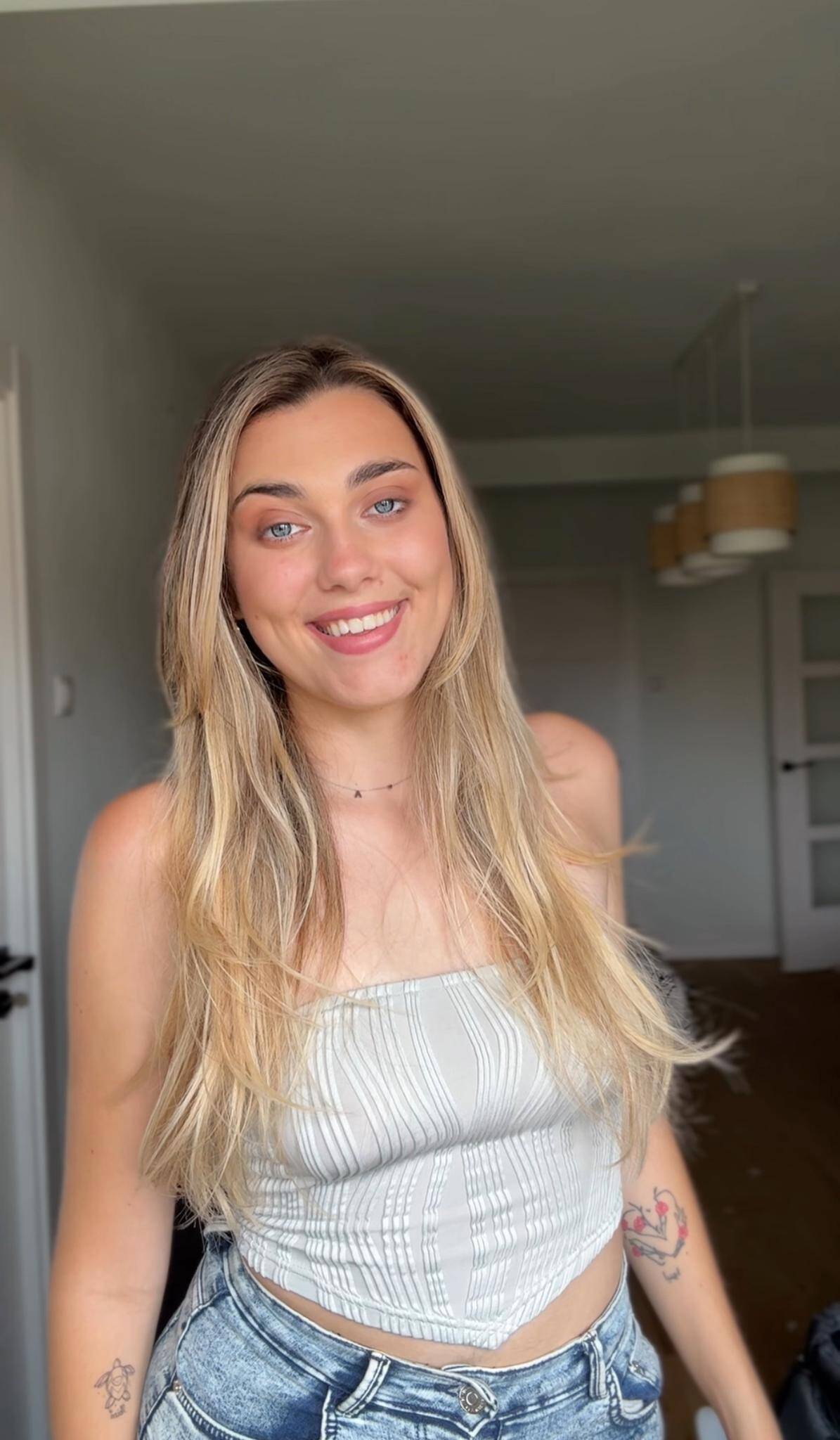 Ainhoa Cob - Community manager 