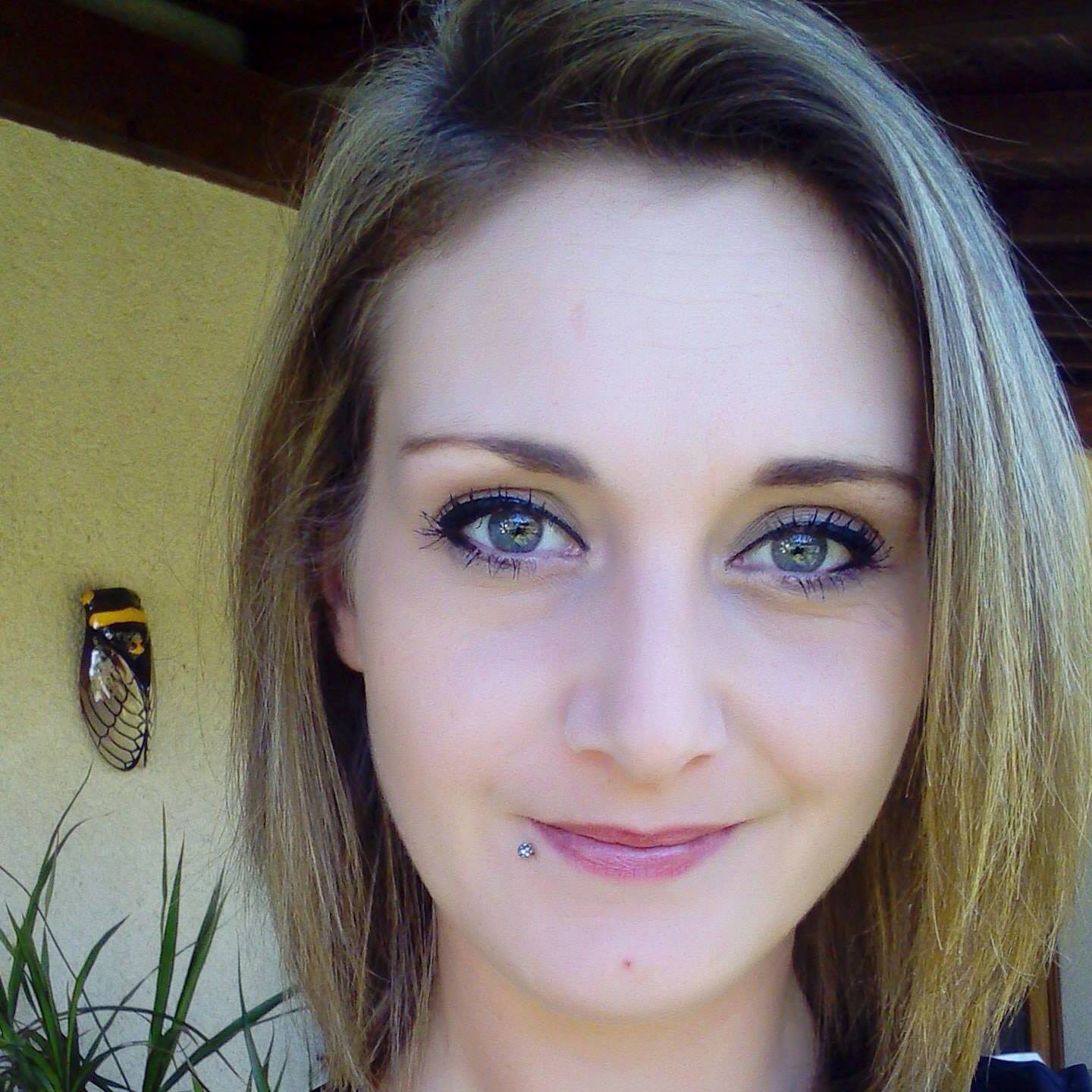 Gaelle J. - ​Rédactrice Web SEO | Experte Petite Enfance