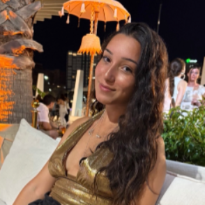 Anissa Lonné - Social Média Manager