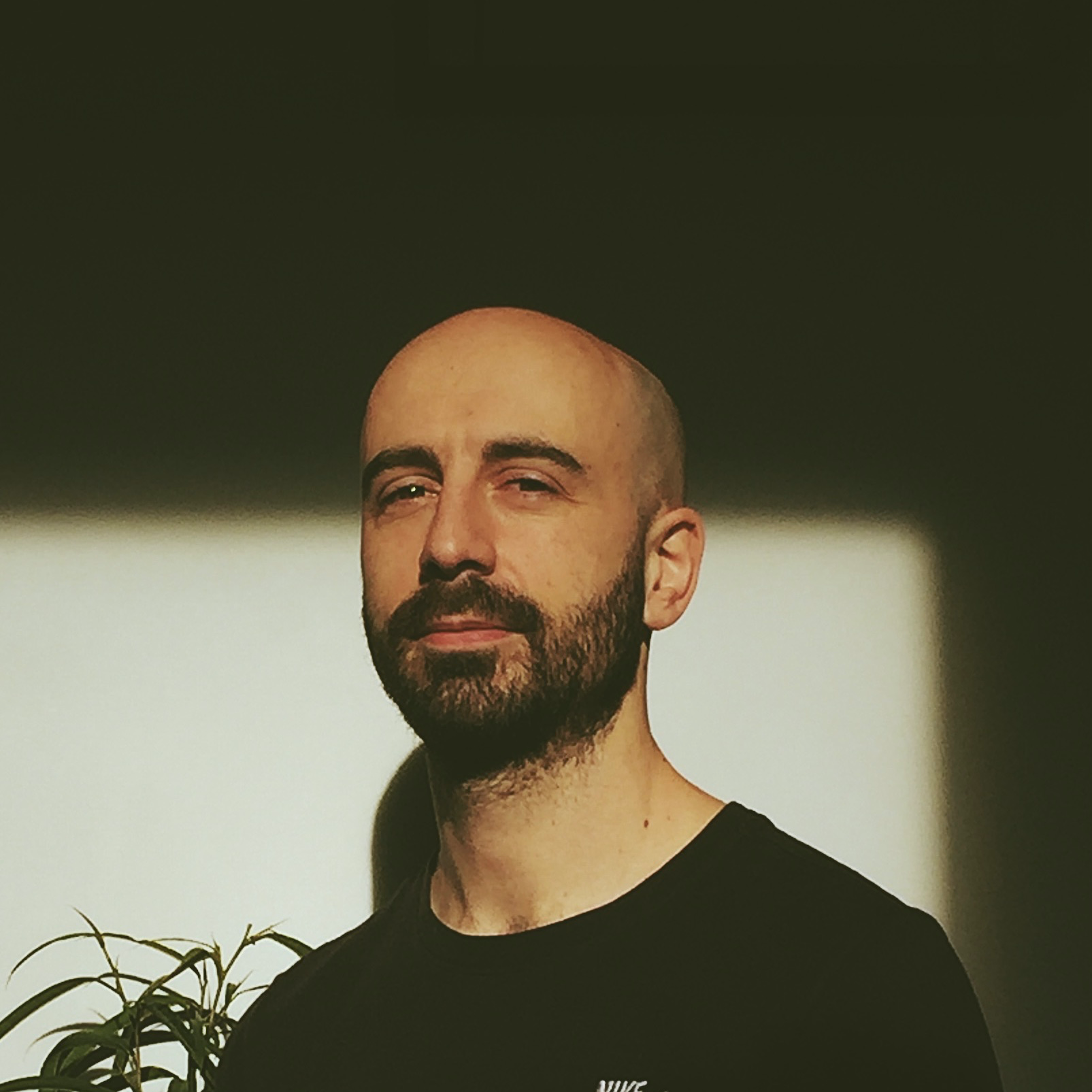 Ewen Farr