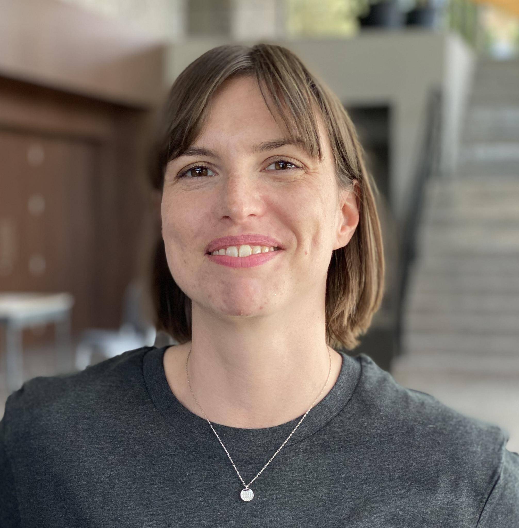 Elodie Poupon - Office Manager | PME & Startups | Ex-lemlist