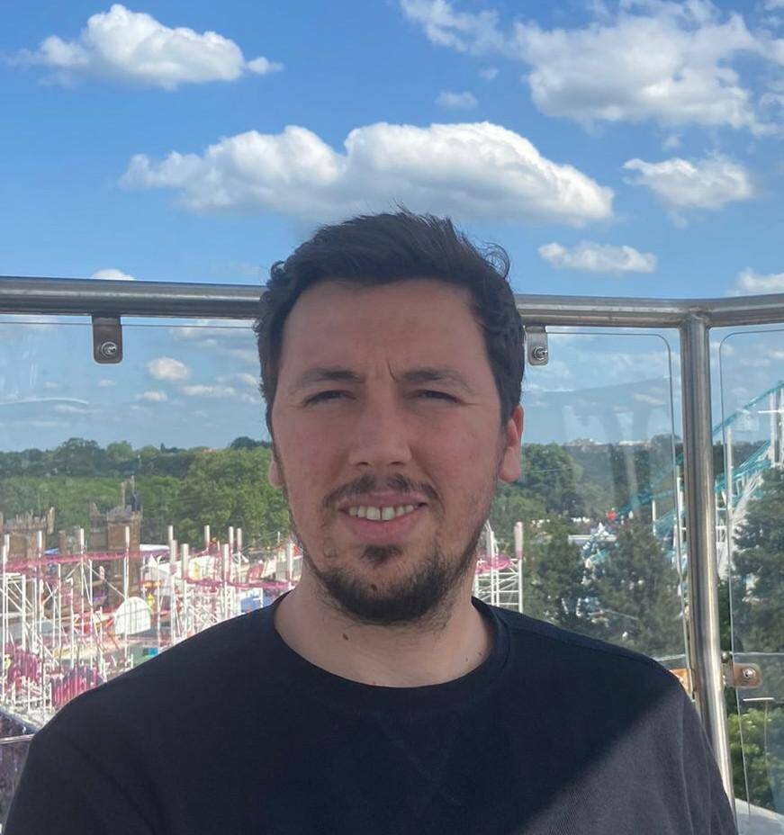 Yacine B. - Développeur Python, DevOps, NetOps