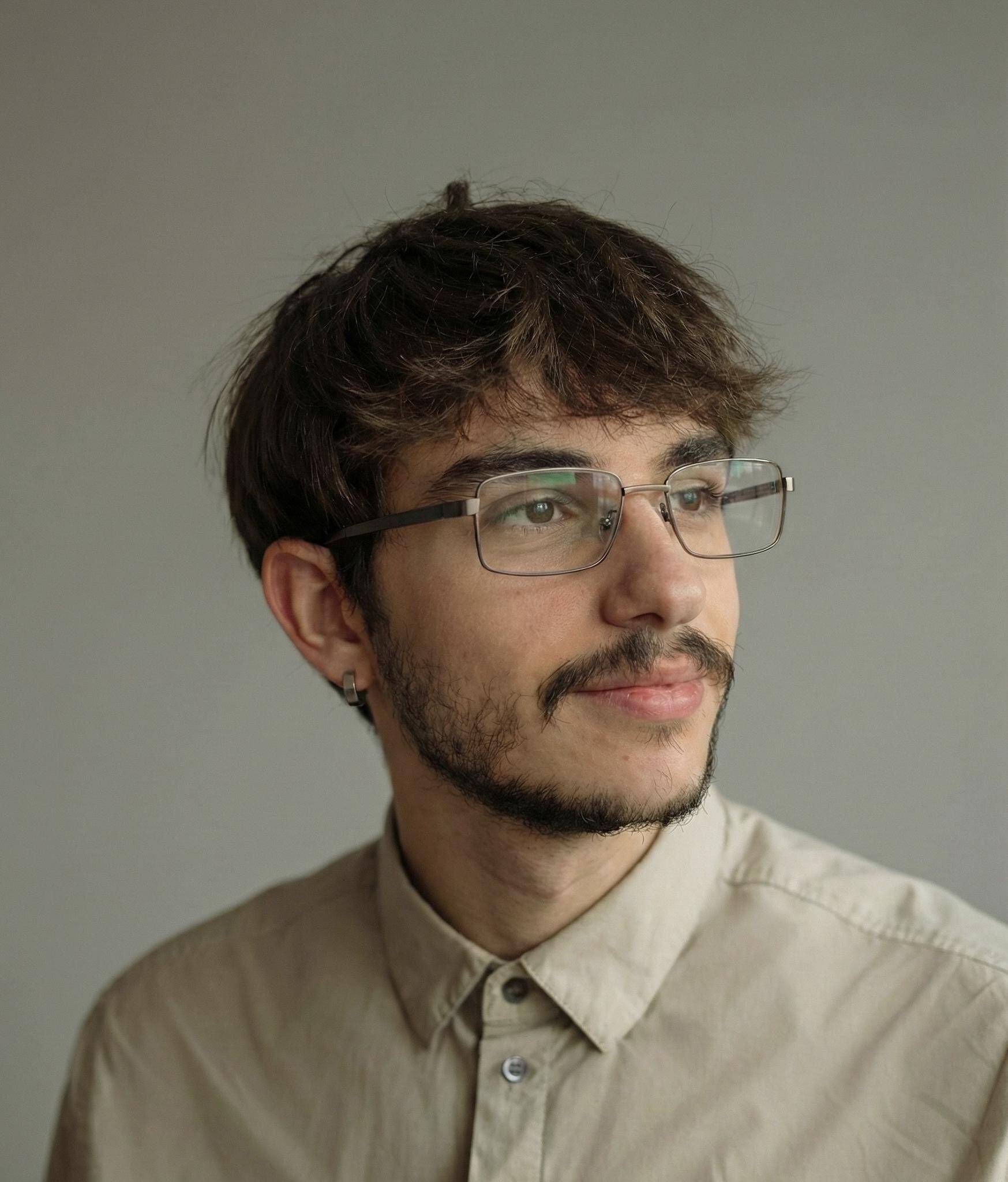Edgar Roca - Diseñador Web y Gráfico | UI/UX & Branding