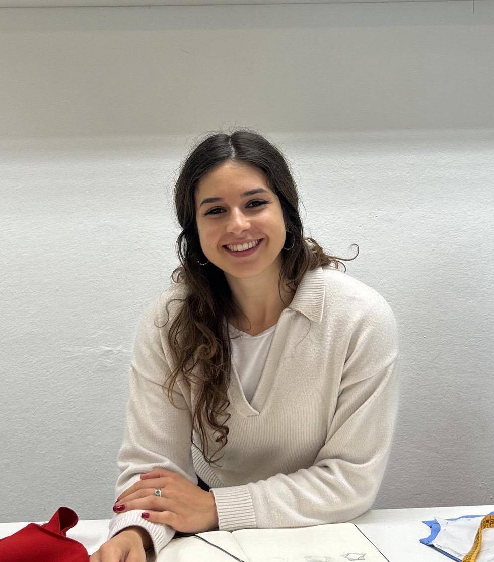 Sharon  - Fashion & Graphic Designer 