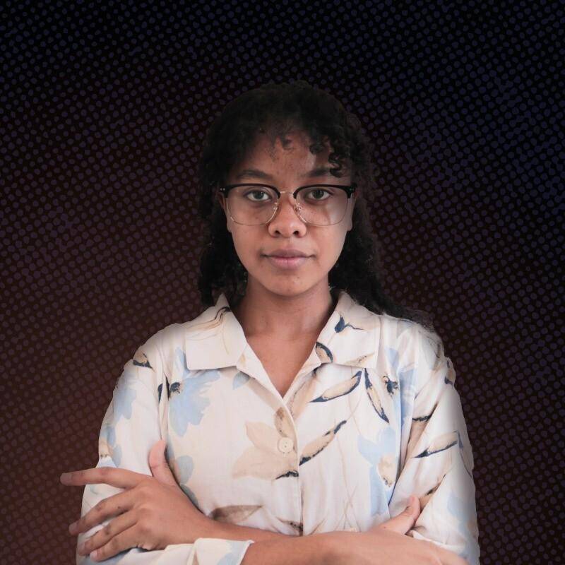 Anjaniaina Kaloina Mélodie R. - Développeuse Full-Stack | Ingénieure Logiciel