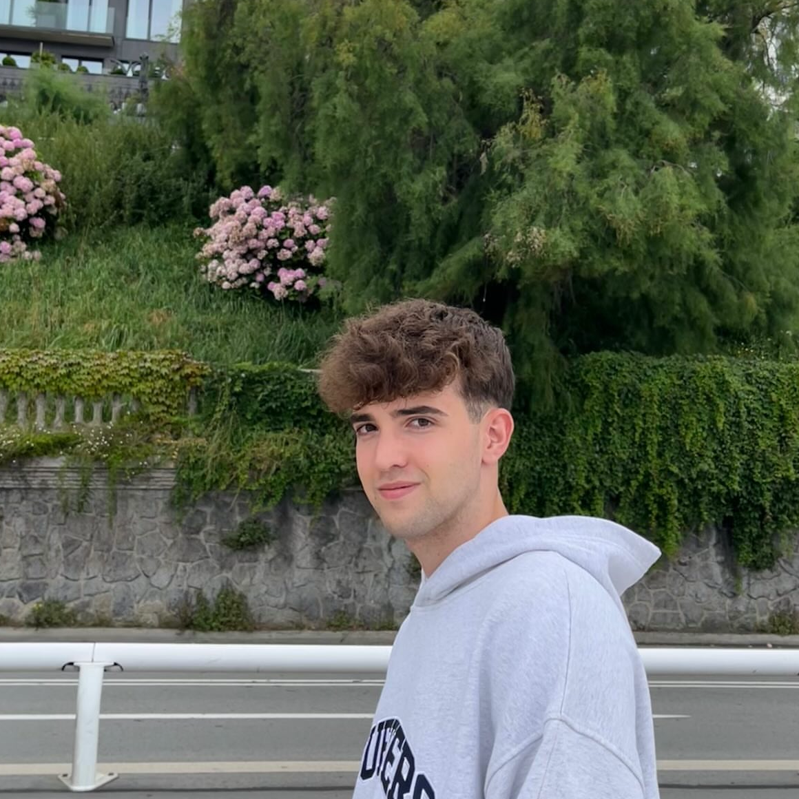 Diego  - Cloud & AI Specialist