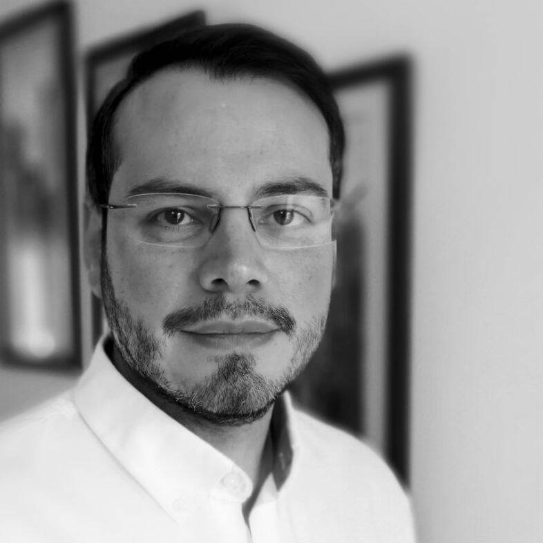 Carlos Ferreri - Consultor Senior / Ciberseguridad / IA / COO / CTO