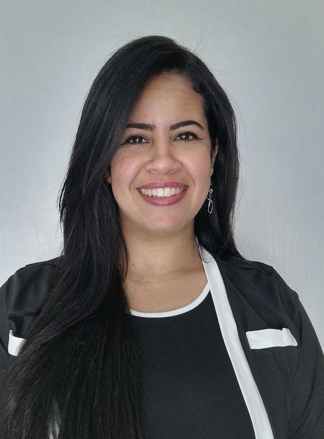 Hajar E. - Senior iOS Developer | Swift | SwiftUI 💻 🚀