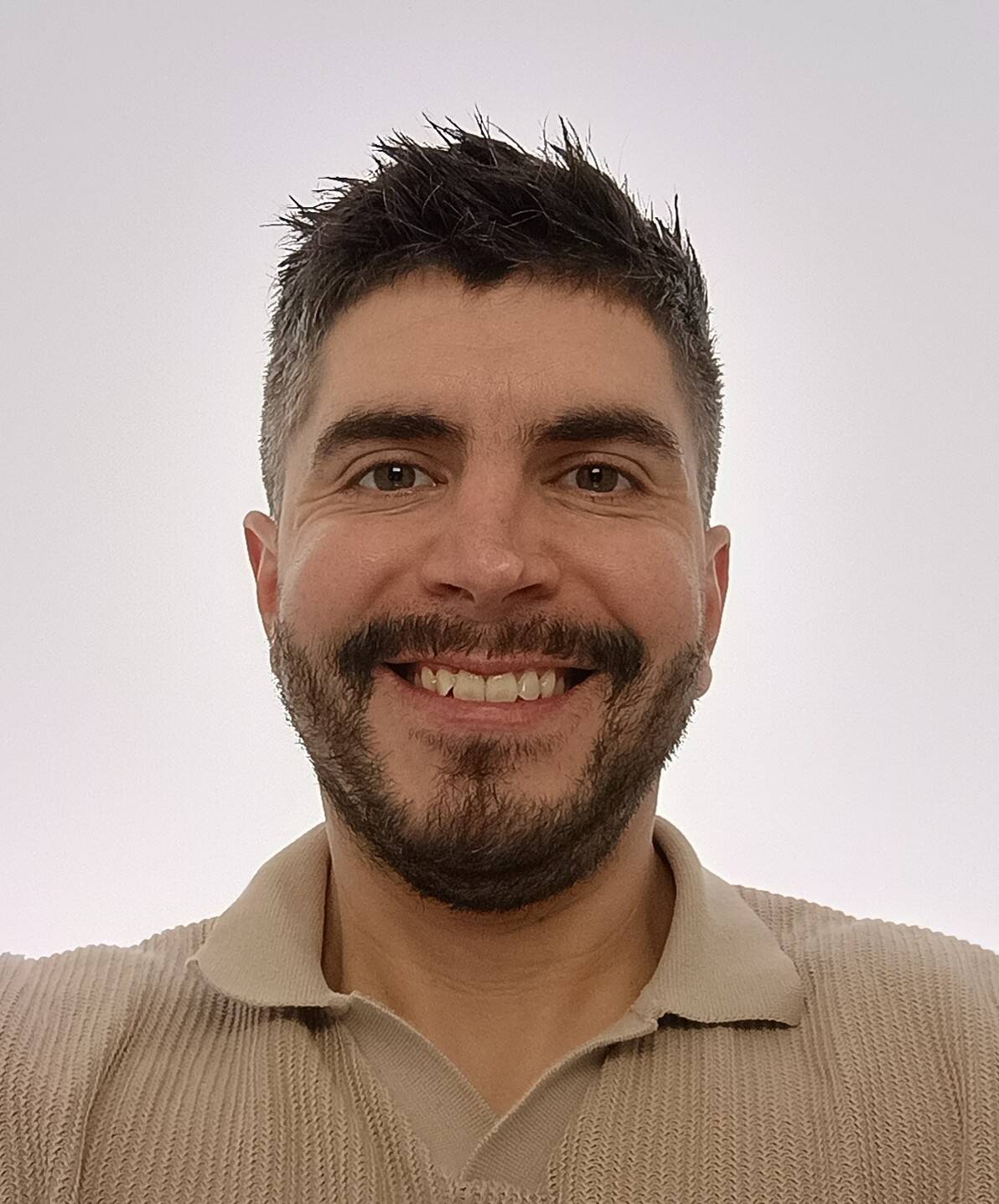 Vincent Vandervinck - Développeur Python & Web – Automatisation, UI, API
