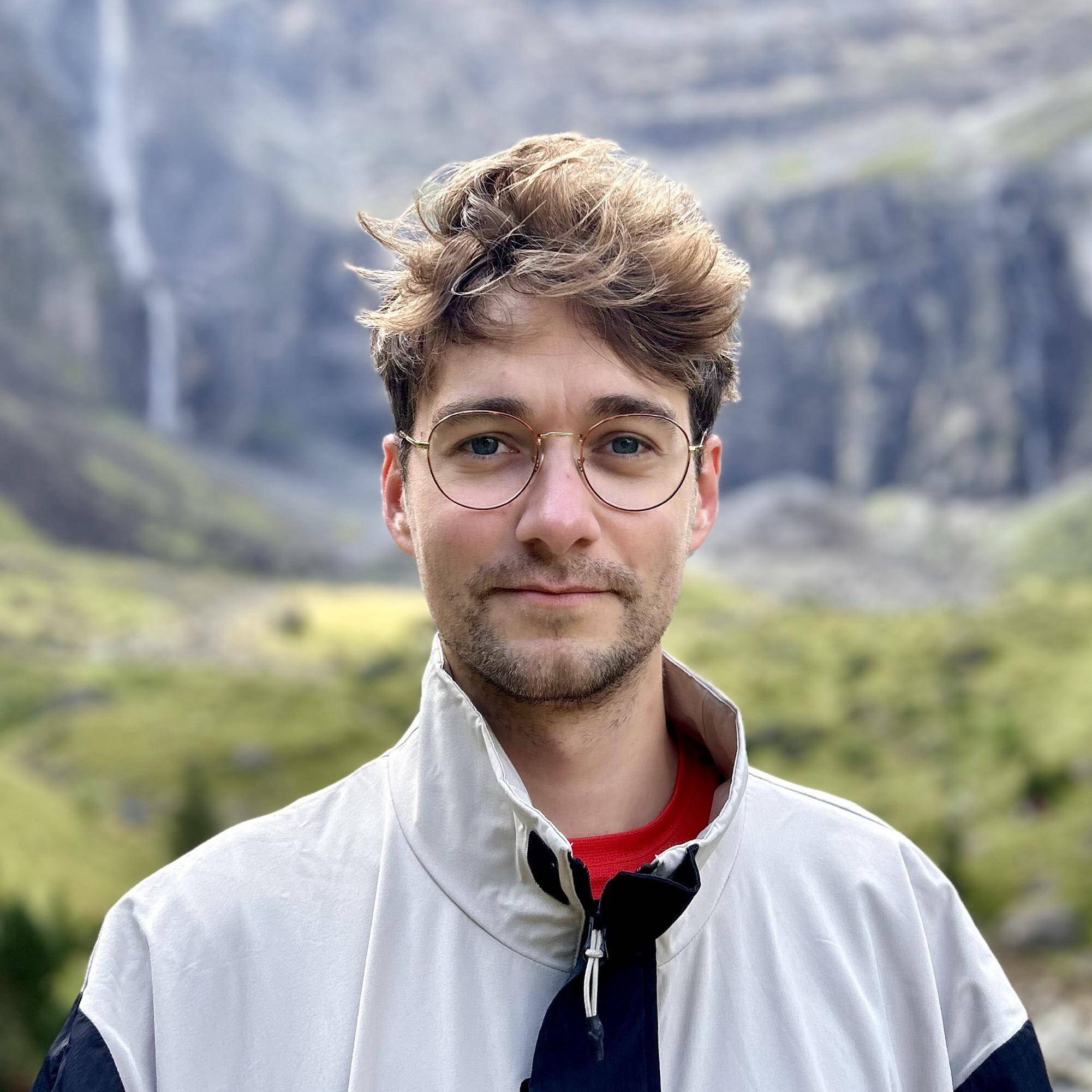 Raphaël R.