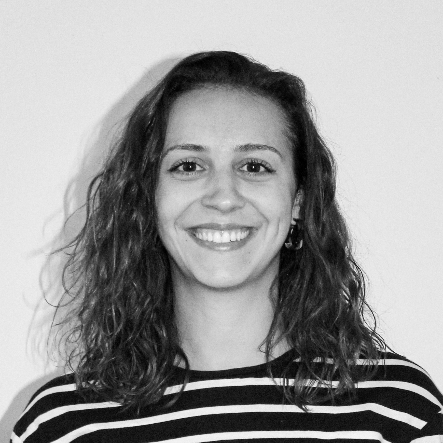 Mélanie G. - GRAPHIC DESIGNER