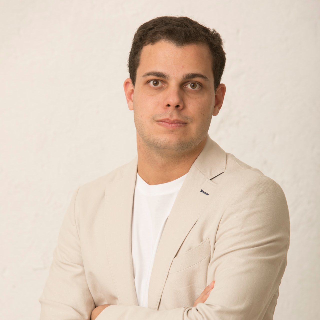 Tomas M. - Growth Strategist and Institutional Relations 