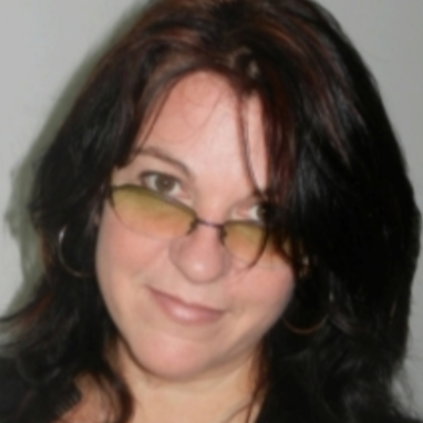 Joëlle C. - Rédactrice web santé / Infirmière DE 35 ans