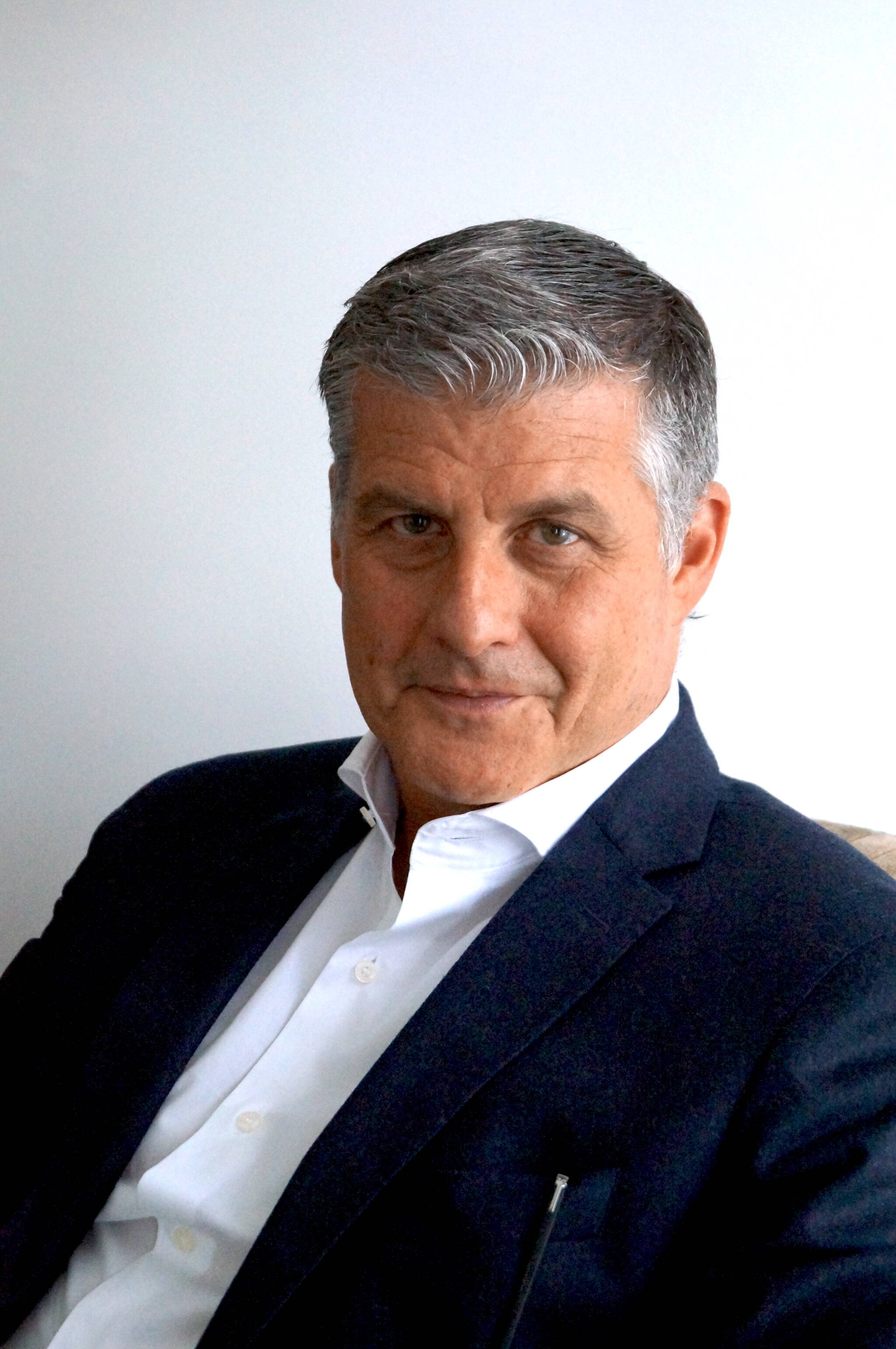 Thierry Baux - Consultant RH (+20 ans) ex Dirigeant Opérationnel 