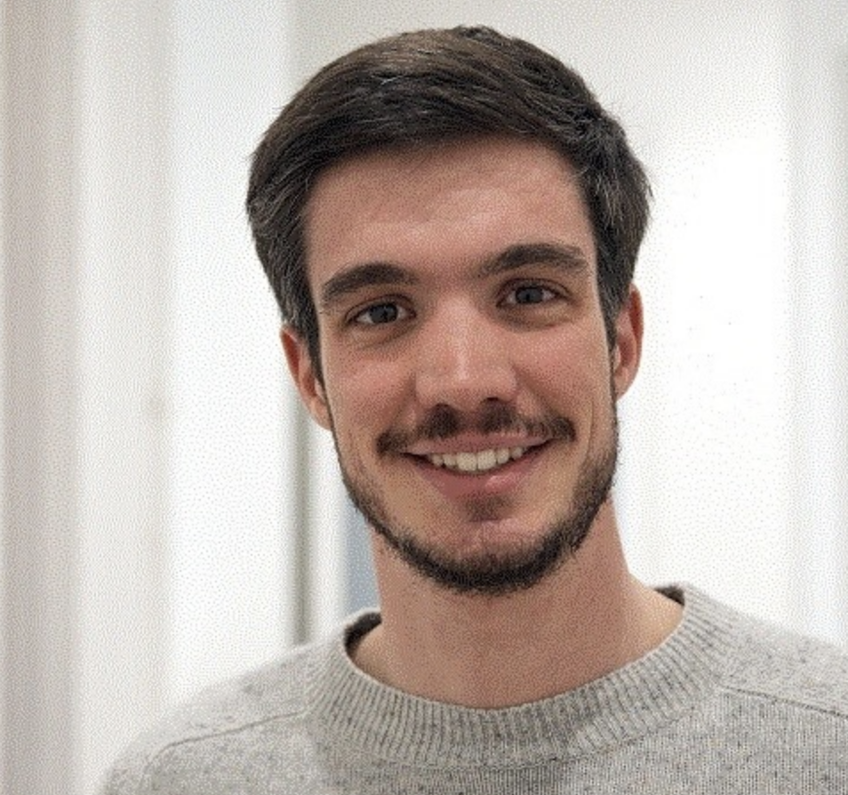 Maxime R.