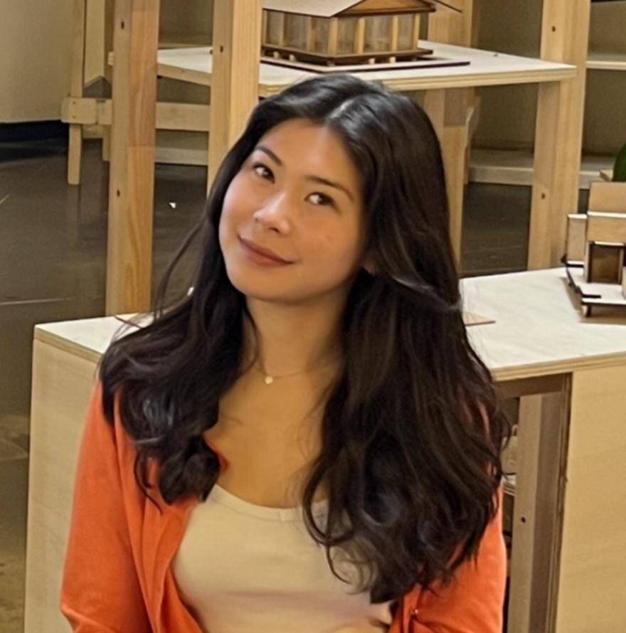 Estelle L.