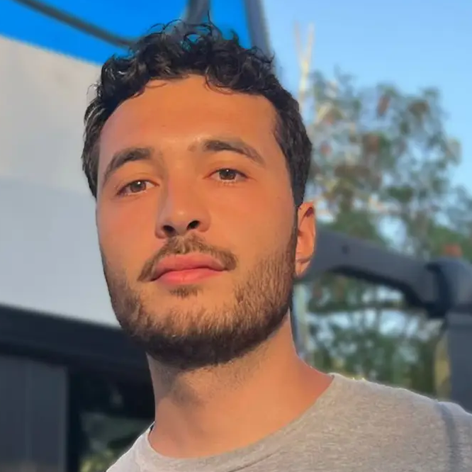 Kaïs B.
