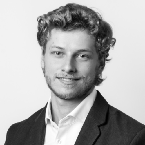 Jesús  - Abogado Corporativo y Mercantil