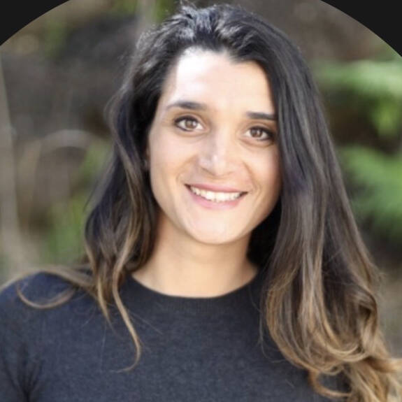 Jessica De Marte - Travel agent 