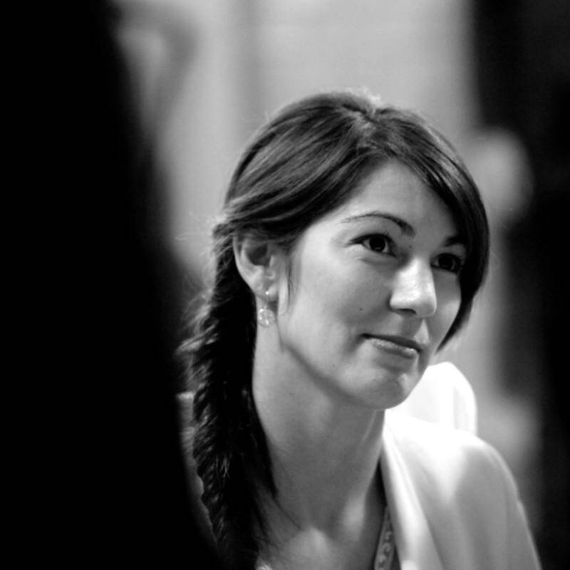 Barbara Keller - BI, Data Visualization, PowerBI, Looker, Tableau