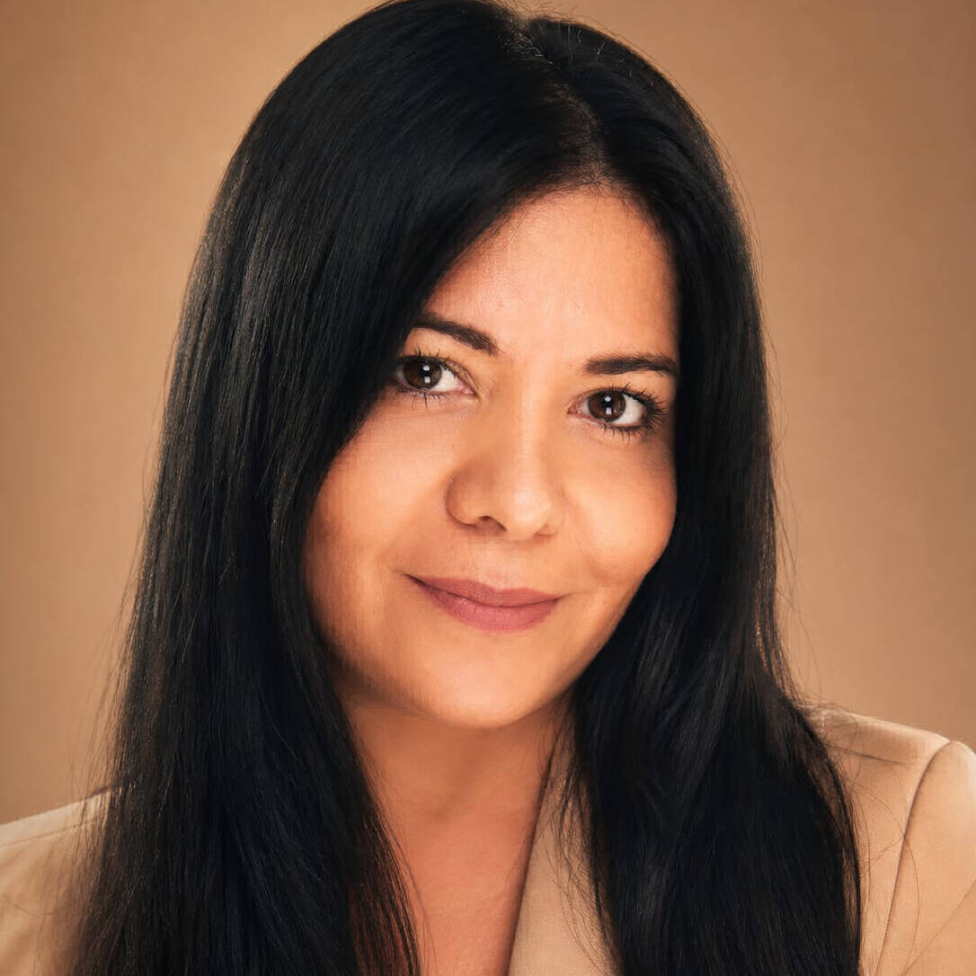 Alcira G.
