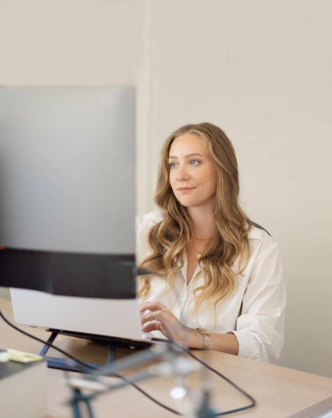 Victorine Deigers - Graphic Designer (branding, print, web)