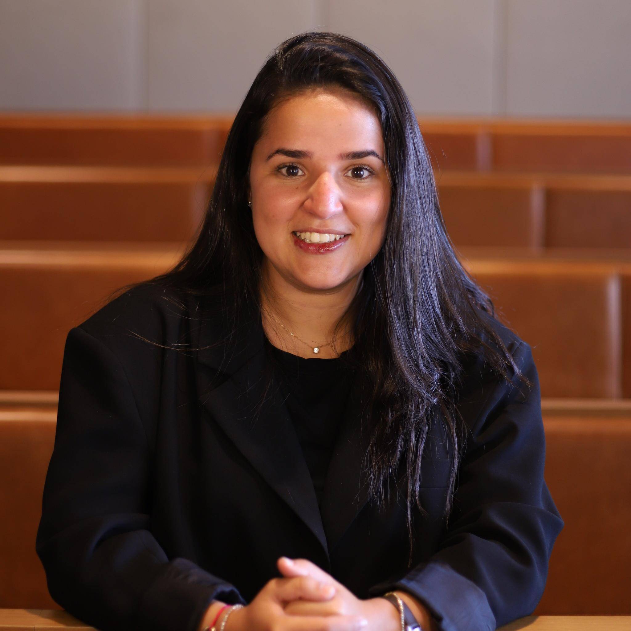 Yasmine B.