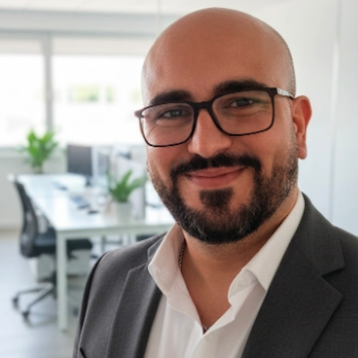 Islem D. - Tech Lead Fullstack | Web, Mobile, APIs, IA généra