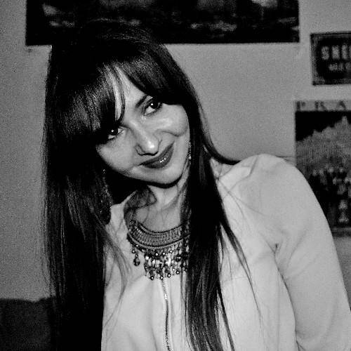 Anna  - Translator - legal and general (terms and conditions, contracts)