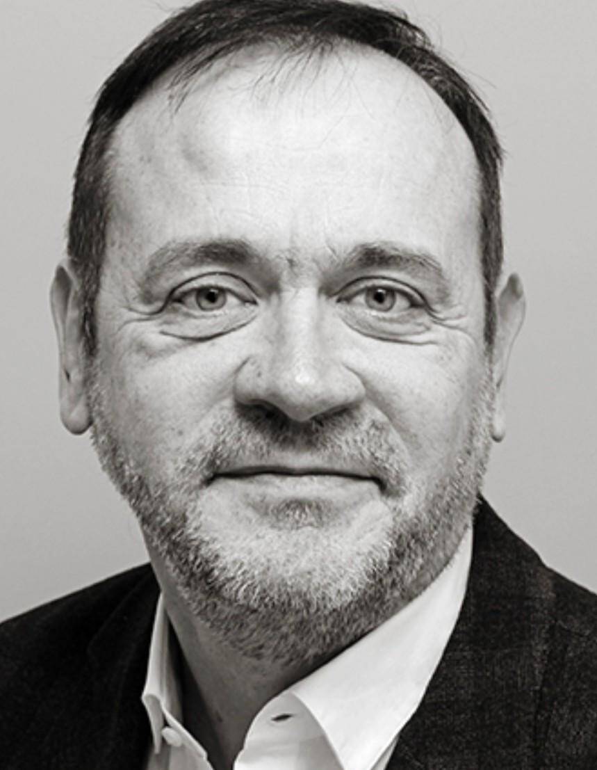 Patrick Petre - 1 Management // 2 Organisation-Transformation 