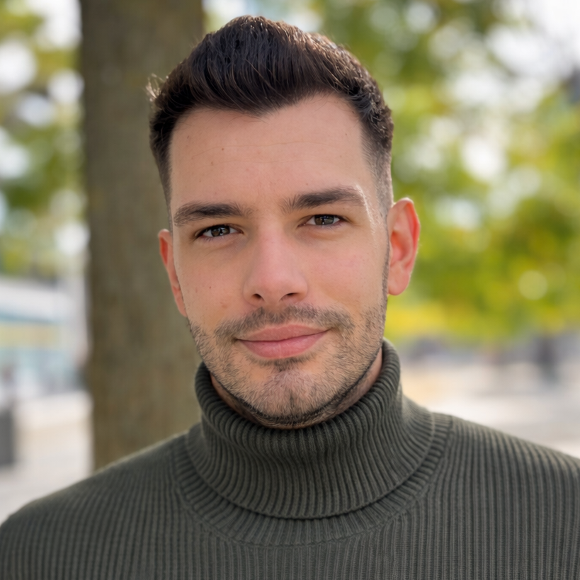 Erik  - UI/UX Design & Branding + Adobe XD + Wordpress