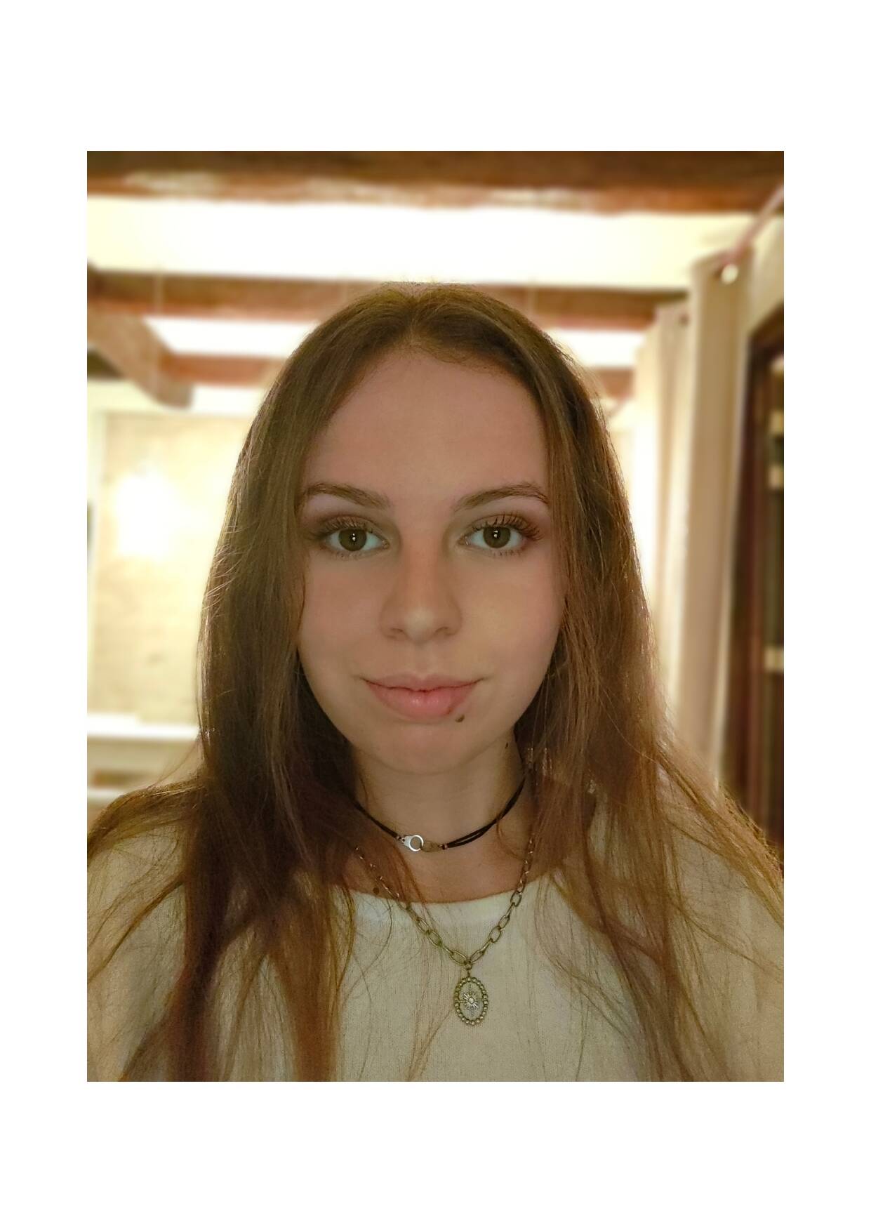 Lena K. - Assistante comptable et administrative