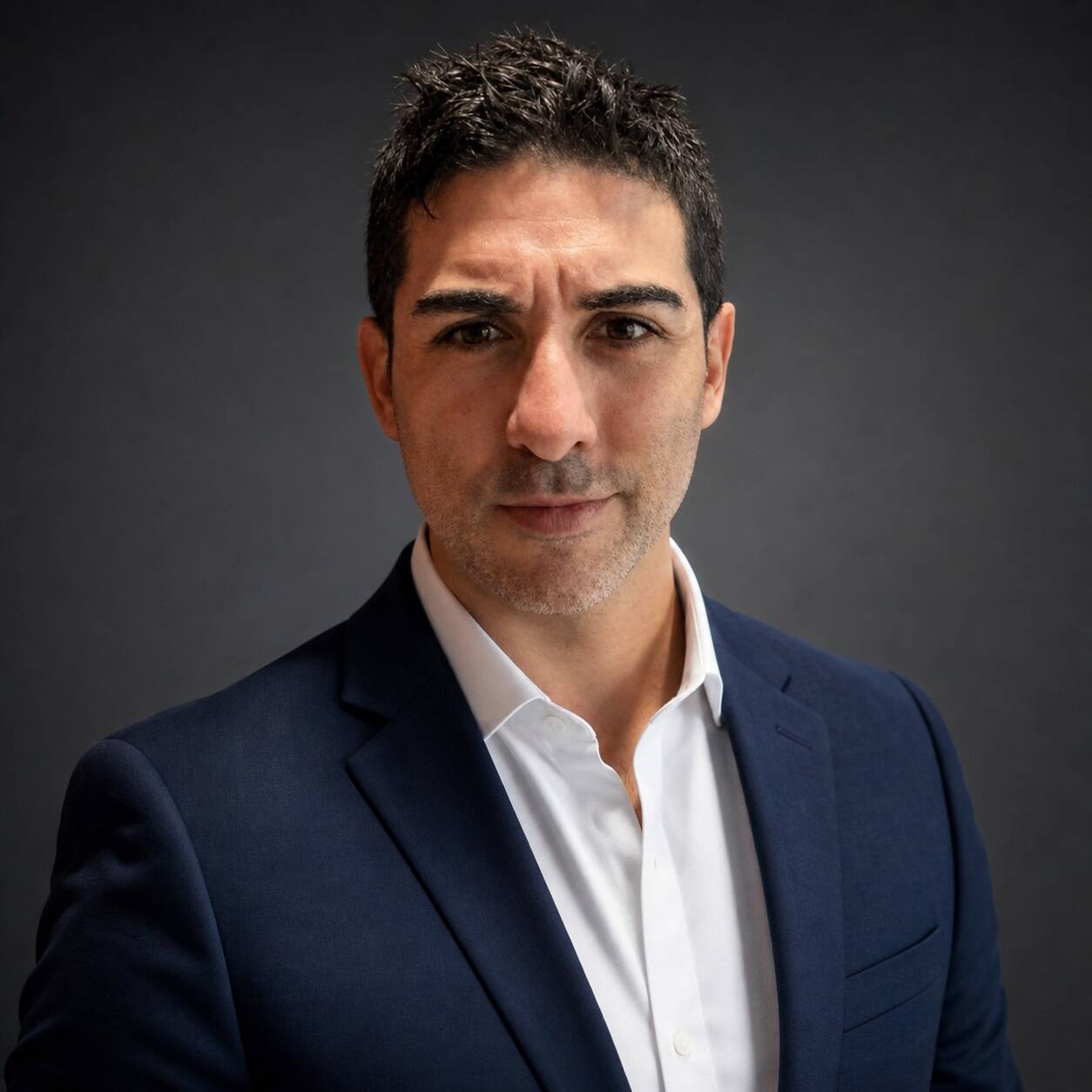 Enri Fernández - IT Operations / Service & Project Management 