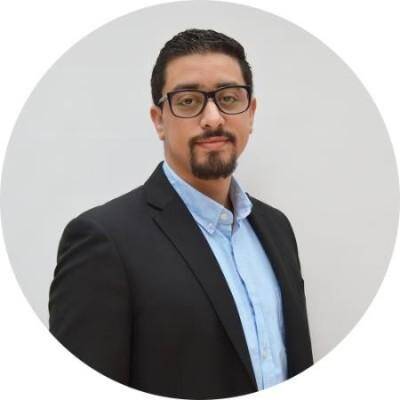 Rostom Chakib Djerad - Développeur Fullstack Senior • React | Next | Java